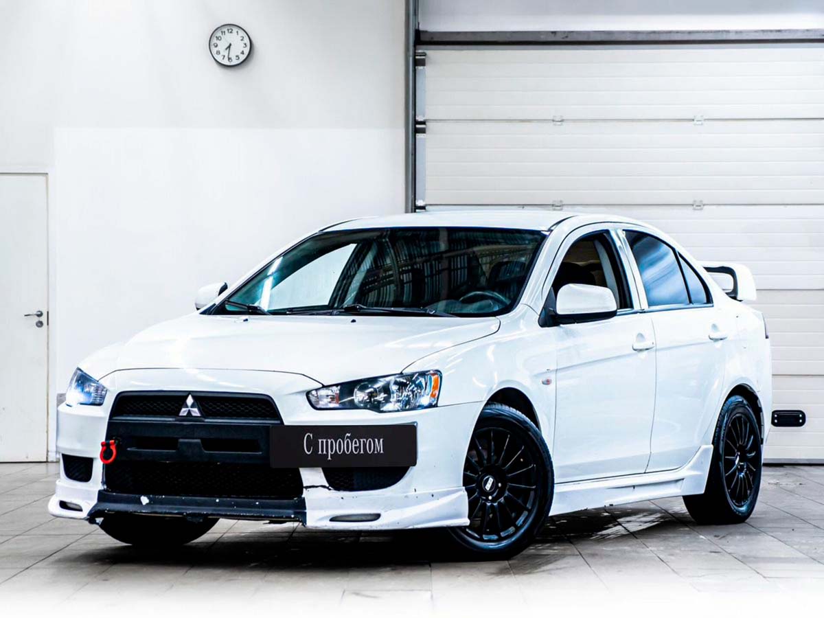 Mitsubishi Lancer