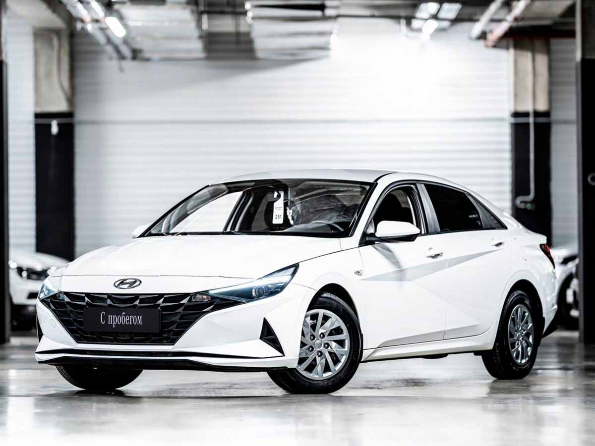 Hyundai Elantra